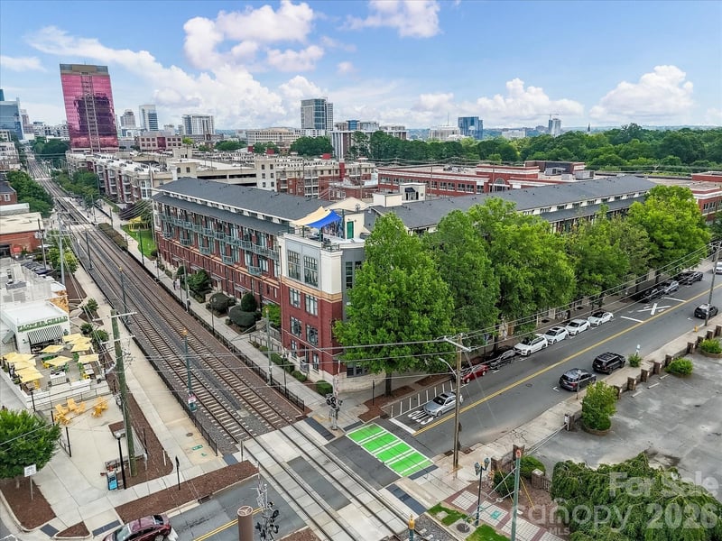 115 E Park Avenue Apt 305, Charlotte, NC - 1 bed, 1 bath, 830 sqft - $370,000
