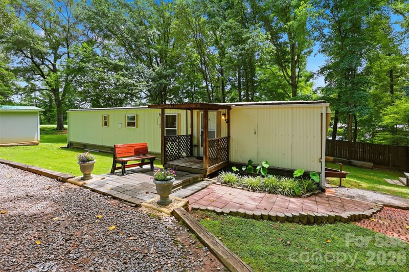 2220 Gordon Road, Rock Hill, SC - 2 beds, 1 bath, 636 sqft - $199,900