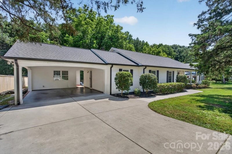 4124 Bridgewood Lane, Charlotte, NC - 4 beds, 2.5 baths, 2,350 sqft - $773,850