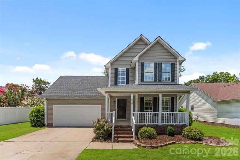 820 Saint Andrews Place, Concord, NC - 3 beds, 2.5 baths, 1,763 sqft - $334,999