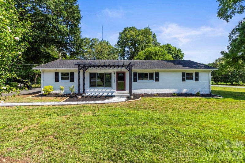1125 Rembrandt Drive SW, Concord, NC - 3 beds, 2 baths, 1,661 sqft - $359,900