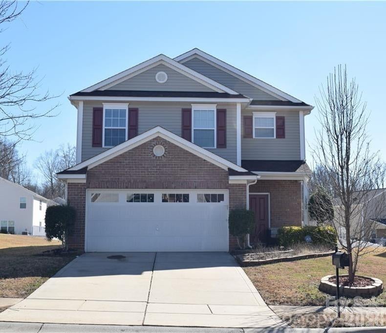 12322 Downy Birch Road, Charlotte, NC - 3 beds, 2.5 baths, 1,912 sqft - $385,000