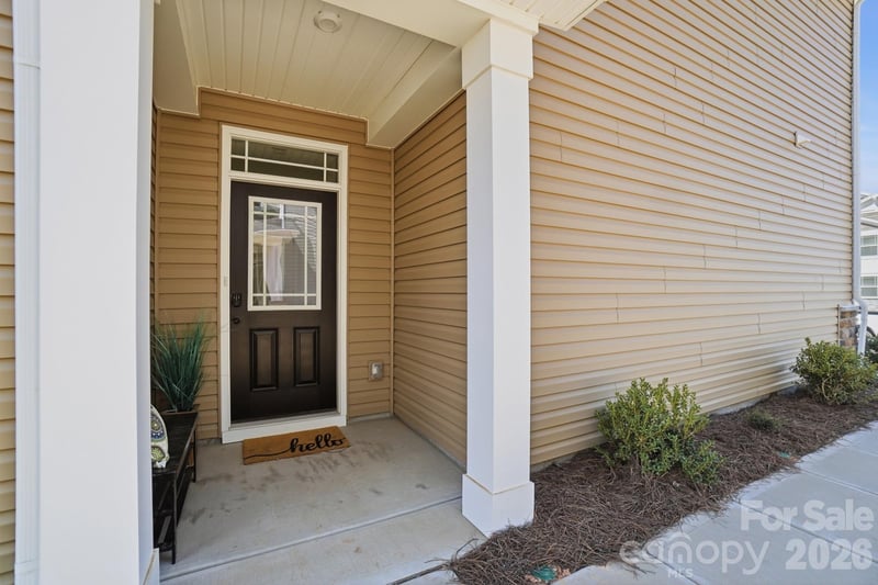 5204 Wyes Oak Lane, Charlotte, NC - 3 beds, 2.5 baths, 1,744 sqft - $389,990