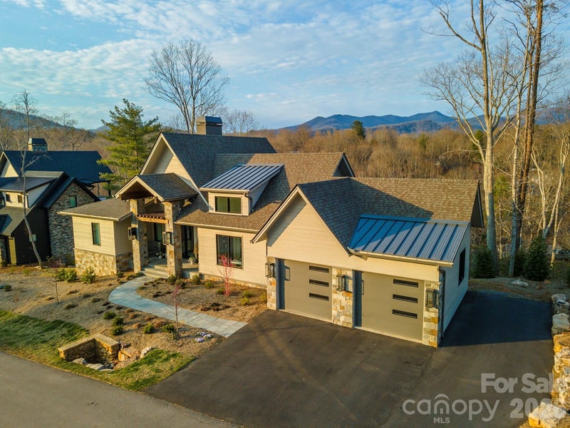 158 Riverbend Forest Drive, Asheville, NC - 4 beds, 3.5 baths, 3,891 sqft - $2,640,000