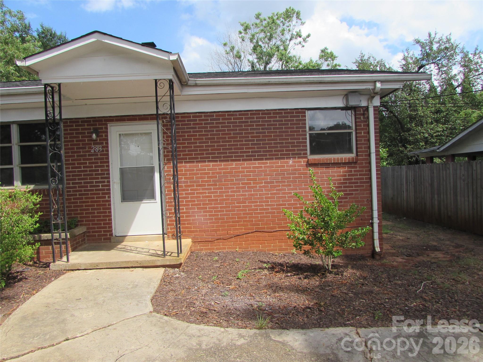 283 15th Street SE, Hickory, NC. property listing photo