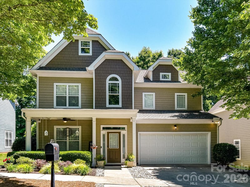 18814 Coachmans Trace, Cornelius, NC - 4 beds, 2.5 baths, 2,540 sqft - $590,000
