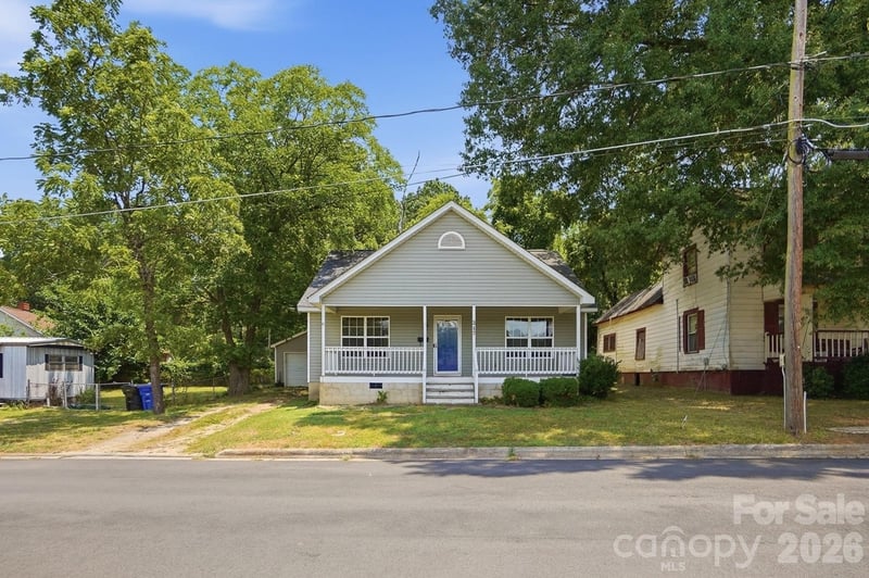 247 Troutman Avenue, Mooresville, NC - 2 beds, 1 bath, 1,090 sqft - $220,000