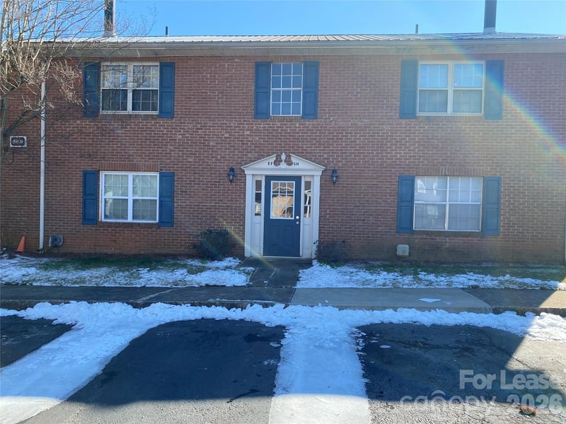 5819 Hunting Ridge Lane H, Charlotte, NC - 1 bed, 1 bath, 686 sqft - $900