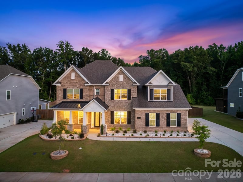 809 Brown Creek Drive, Matthews, NC - 5 beds, 5.5 baths, 4,824 sqft - $1,350,000