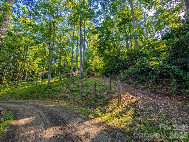 000 Amber Ranches None Apt 47, Bakersville, NC -  - $39,000