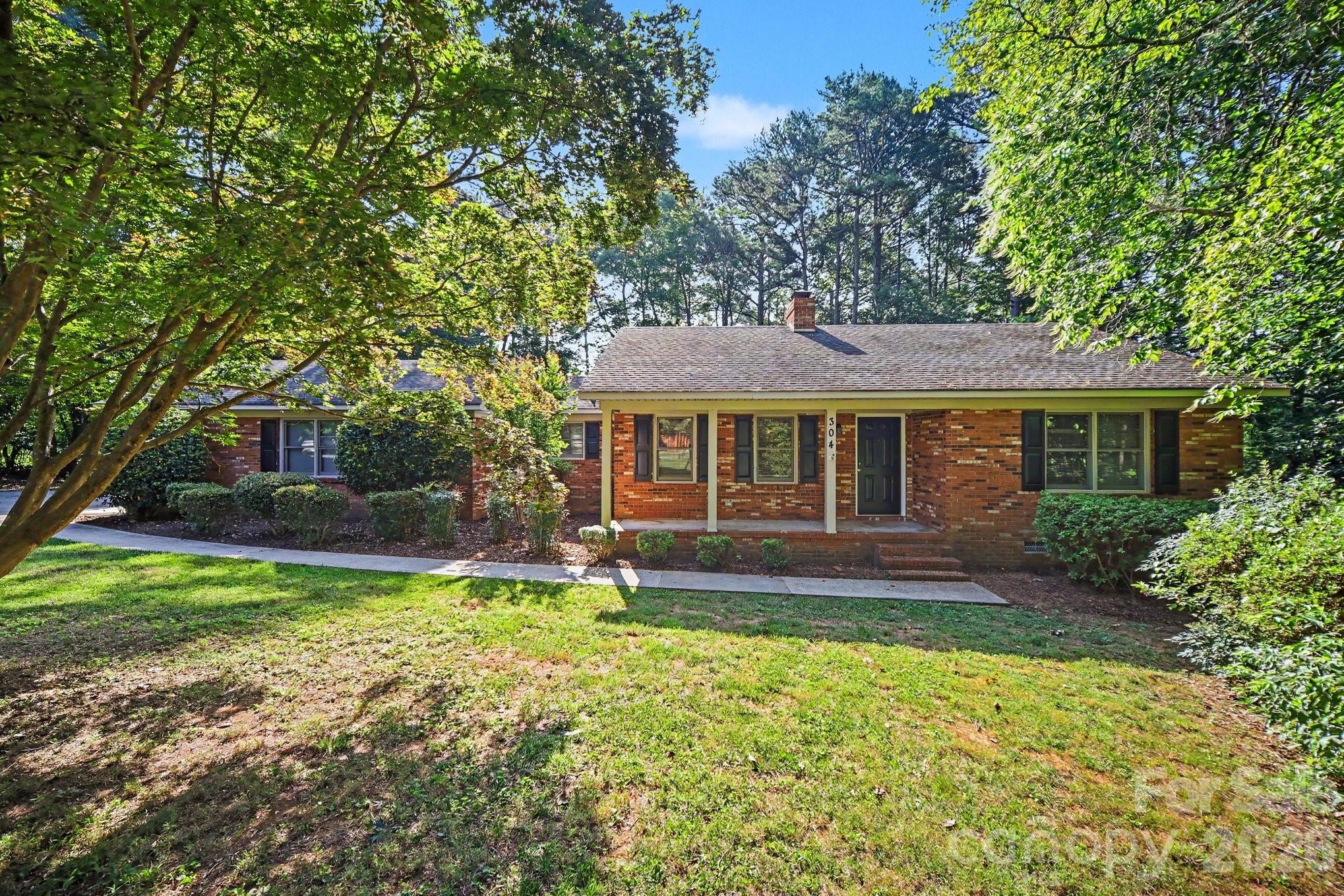 304 Julia Drive, Lincolnton, NC. property listing photo