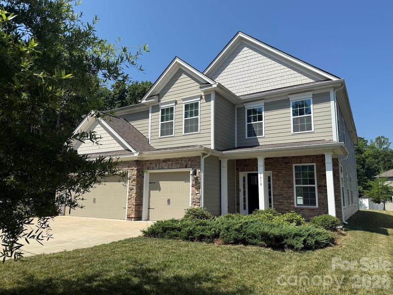 1410 Emma Lane, Lake Wylie, SC - 4 beds, 4 baths, 3,773 sqft - $695,000