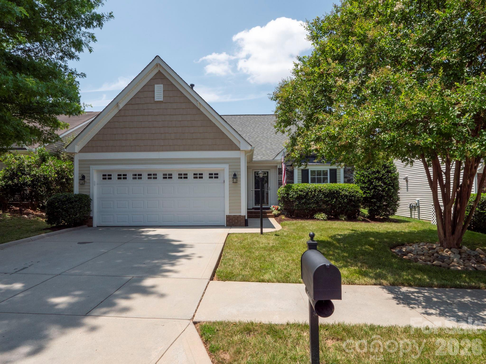 4406 Glenduran Lane, Waxhaw, NC. property listing photo