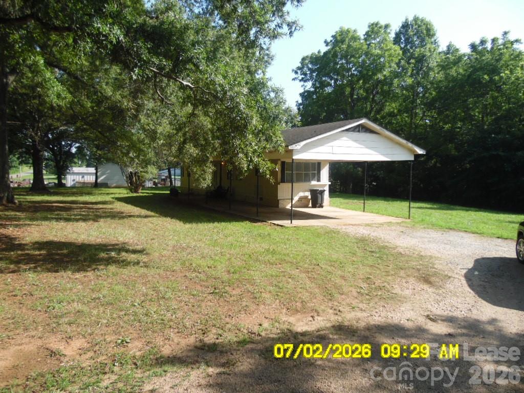 215 Rustic Road, Mooresville, NC. property listing photo