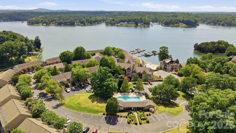 14612 Waterside Drive, Charlotte, NC - 3 beds, 3.5 baths, 1,910 sqft - $514,000