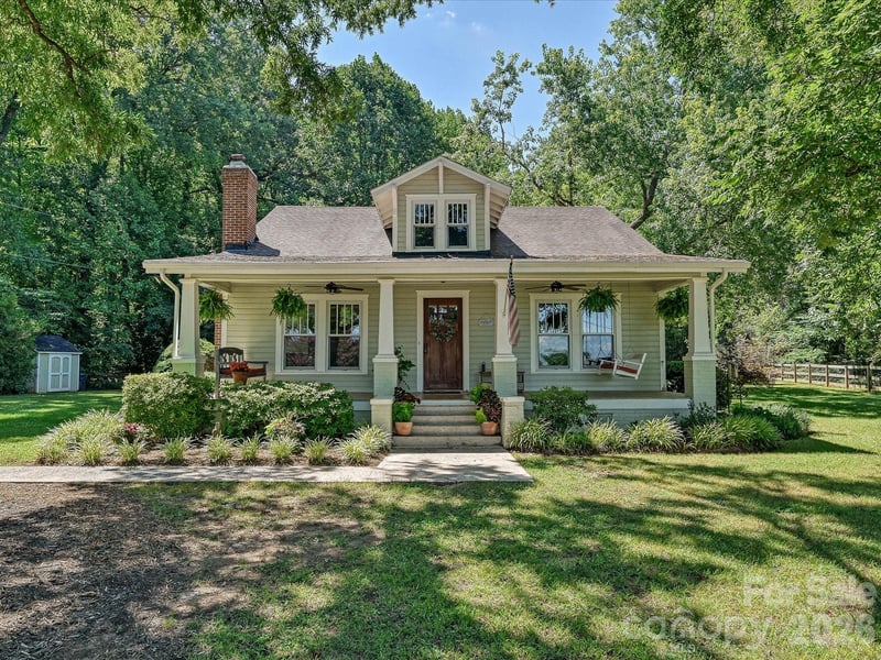 3514 Kelly Road, Charlotte, NC - 4 beds, 2 baths, 1,935 sqft - $599,900