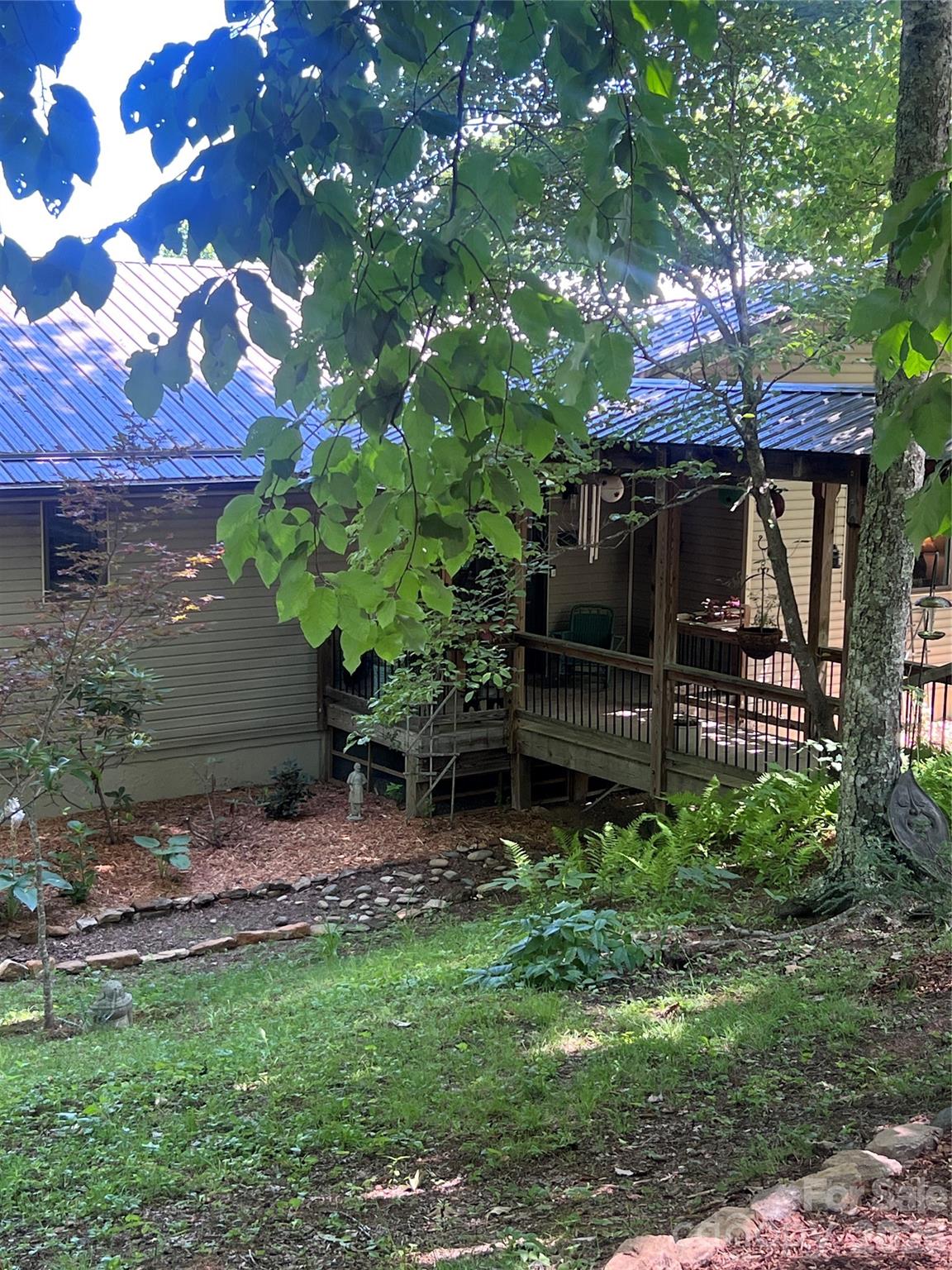 1355 Moonshine Mountain Rd Apt 32, Burnsville, NC 28714. property listing photo