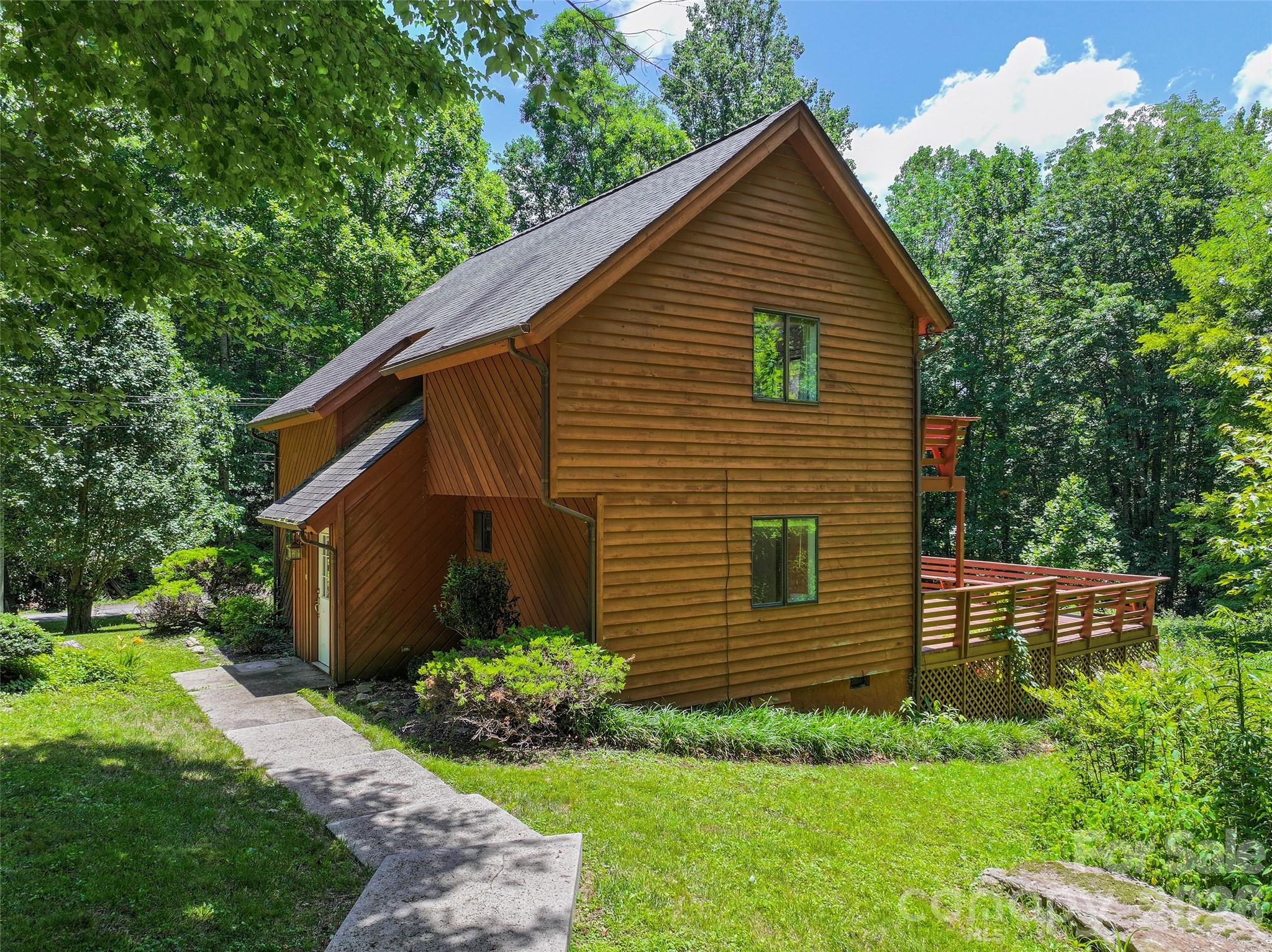 25 Little Creek Lane, Maggie Valley, NC. property listing photo