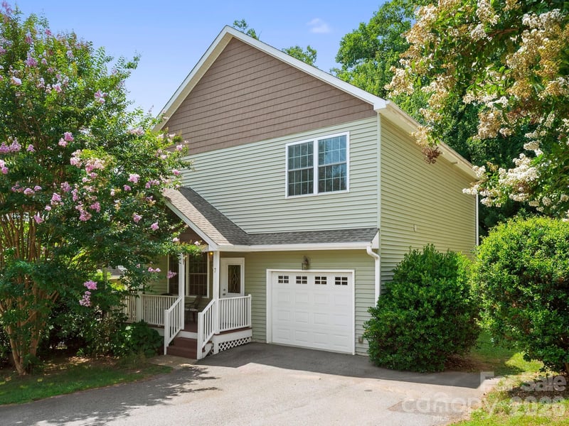 7 Winters Edge Lane Apt 11, Asheville, NC - 3 beds, 3 baths, 2,036 sqft - $439,000