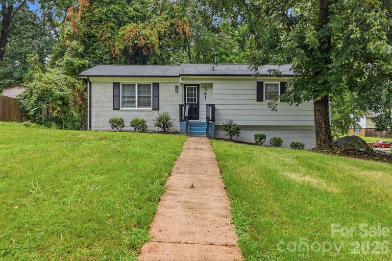 361 Sleepy Hollow Road, Charlotte, NC - 4 beds, 2 baths, 1,963 sqft - $339,900