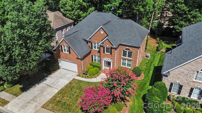 10110 Paradise Ridge Road, Charlotte, NC - 5 beds, 4.5 baths, 4,295 sqft - $995,000