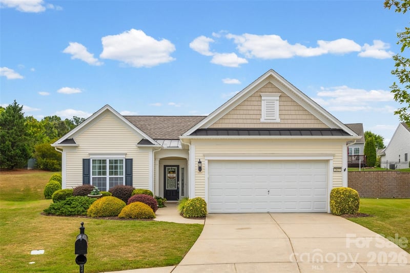 2027 Maned Goose Court, Fort Mill, SC - 2 beds, 2 baths, 1,751 sqft - $469,900