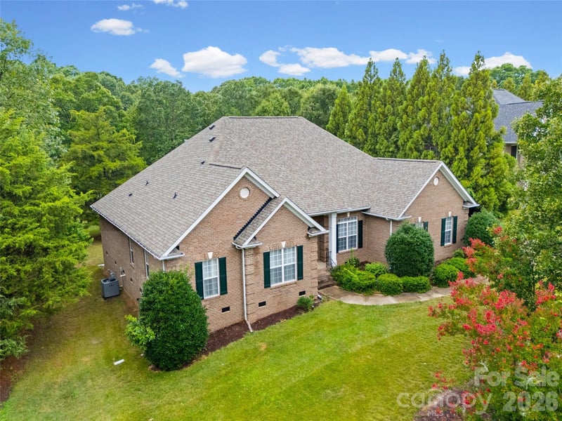 8809 Nellie Lane, Waxhaw, NC - 4 beds, 3 baths, 2,554 sqft - $725,000