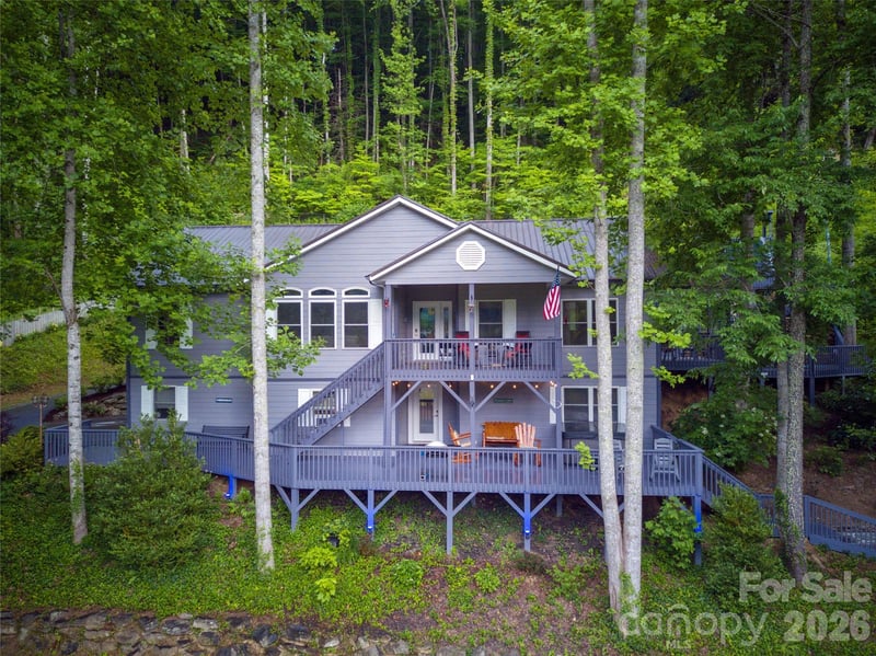 7 Higel Lane, Maggie Valley, NC - 4 beds, 3 baths, 3,369 sqft - $849,000