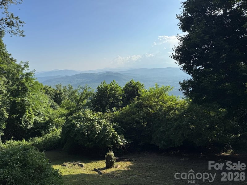 1347 Wipprecht Drive, Spruce Pine, NC - 3 beds, 3 baths, 2,016 sqft - $640,000