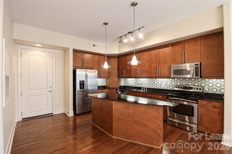 4625 Piedmont Row Drive Apt 402, Charlotte, NC - 1 bed, 1 bath, 726 sqft - $1,795