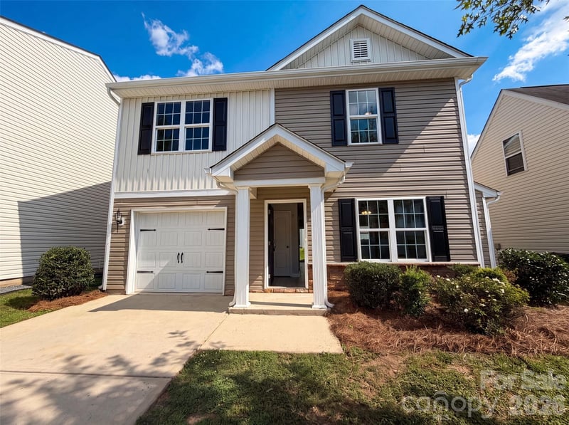 8222 Gabon Court, Charlotte, NC - 3 beds, 2 baths, 1,459 sqft - $308,000