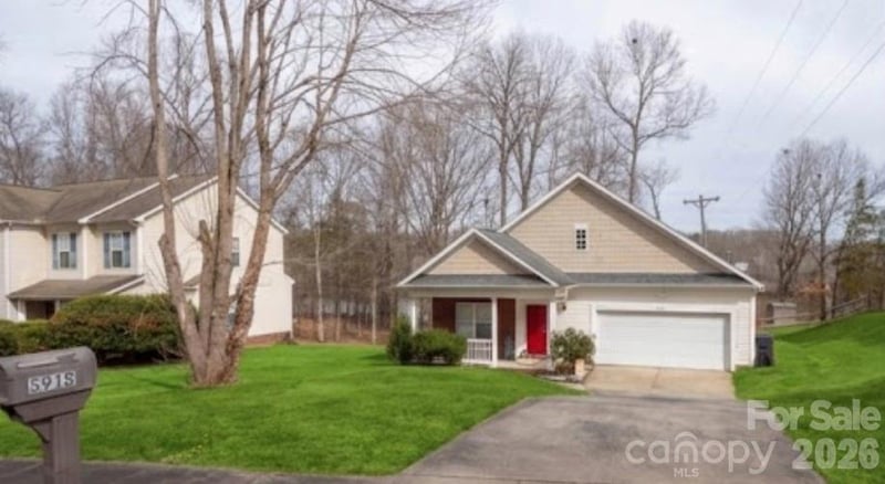 5912 Almond Road, Charlotte, NC - 3 beds, 2 baths, 1,596 sqft - $395,000