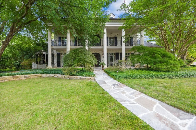 4523 Fox Brook Lane, Charlotte, NC - 6 beds, 7.5 baths, 8,784 sqft - $6,750,000
