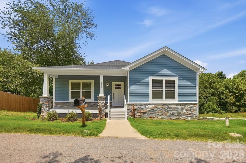 510 W 9th Street, Kannapolis, NC - 4 beds, 3 baths, 2,629 sqft - $470,000