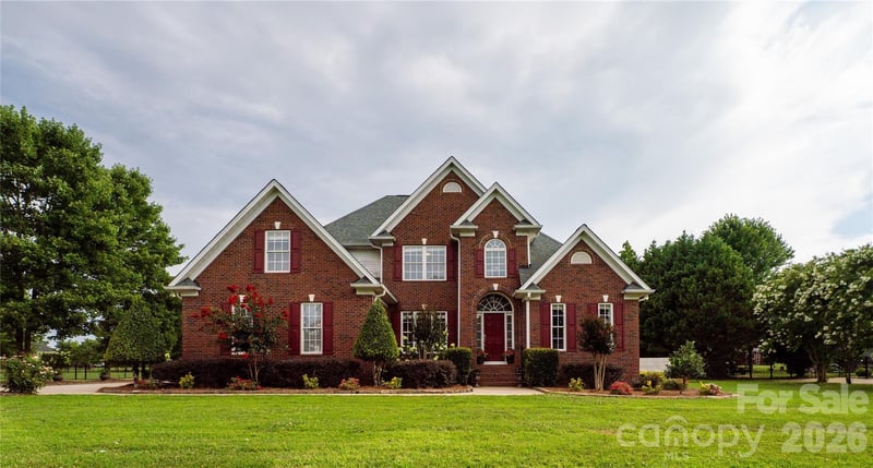 527 Hallman Drive, Rock Hill, SC - 4 beds, 2.5 baths, 2,817 sqft - $695,000