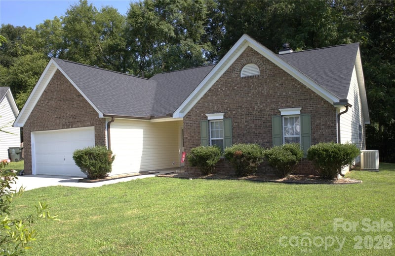 5827 SW Mahogany Place SW, Concord, NC - 3 beds, 2 baths, 1,291 sqft - $320,000