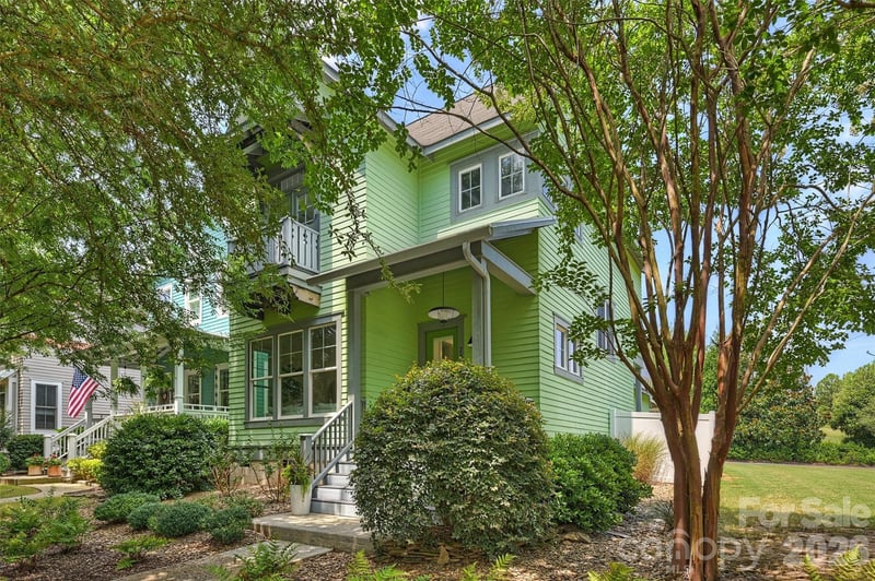 232 Coneflower Place, Fort Mill, SC - 3 beds, 2.5 baths, 1,811 sqft - $570,000