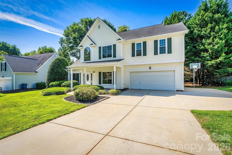 7542 Sedgebrook Drive W, Stanley, NC - 4 beds, 2.5 baths, 2,679 sqft - $520,000