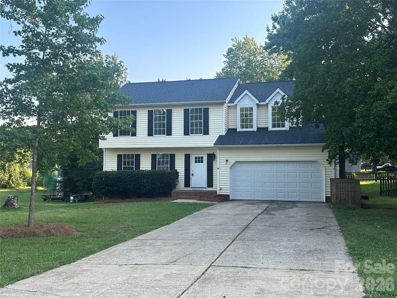 2000 Teresa Jill Drive, Charlotte, NC - 4 beds, 2.5 baths, 1,954 sqft - $331,500