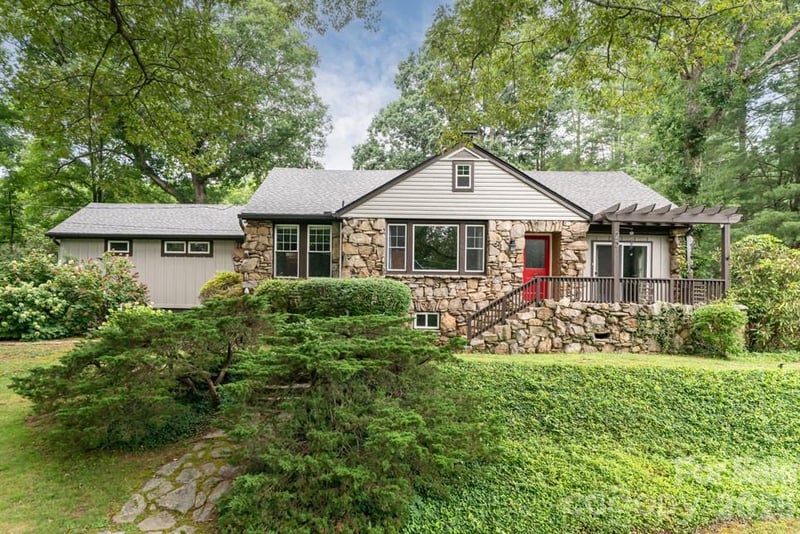 25 Mineral Springs Road, Asheville, NC - 3 beds, 2.5 baths, 1,996 sqft - $690,000