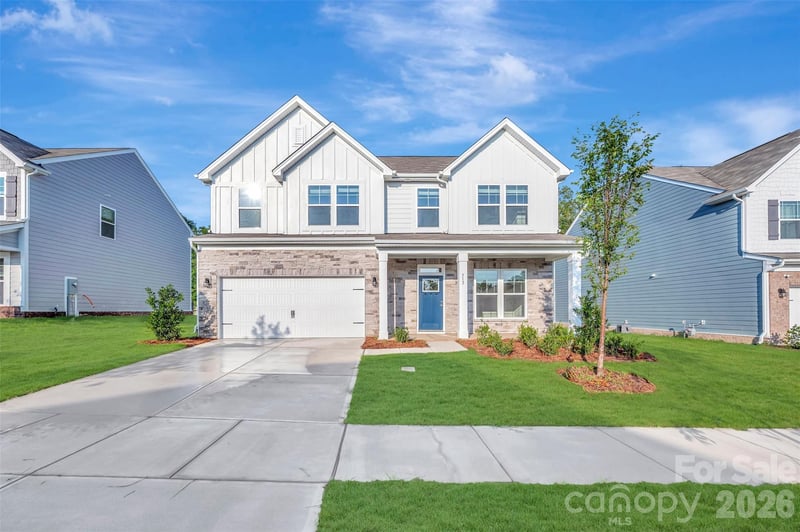 512 Willoughby Park Drive, Monroe, NC - 4 beds, 2.5 baths, 2,308 sqft - $386,990