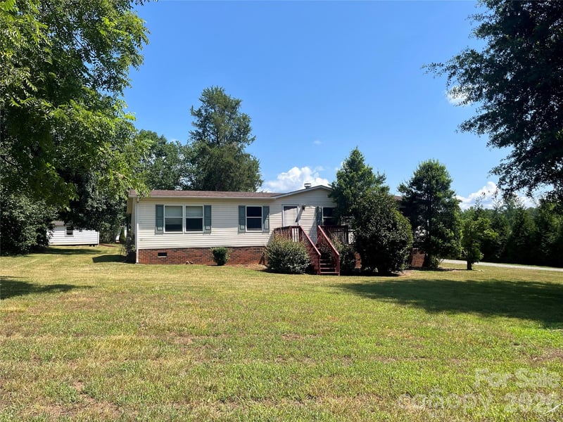 2395 Mount Home Church Road, Morganton, NC - 3 beds, 2 baths, 1,512 sqft - $229,900