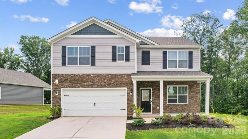 132 Scotsway Court, Troutman, NC - 5 beds, 3 baths, 2,566 sqft - $399,000