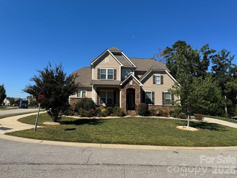 2001 Hampshire Court, Indian Trail, NC - 4 beds, 3.5 baths, 3,262 sqft - $704,900