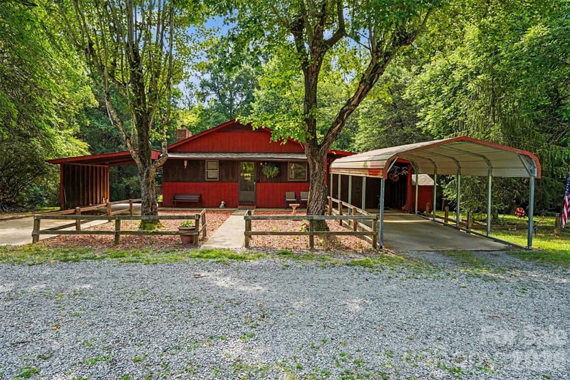 7707 Waxhaw Highway, Waxhaw, NC - 3 beds, 2.5 baths, 1,813 sqft - $450,000