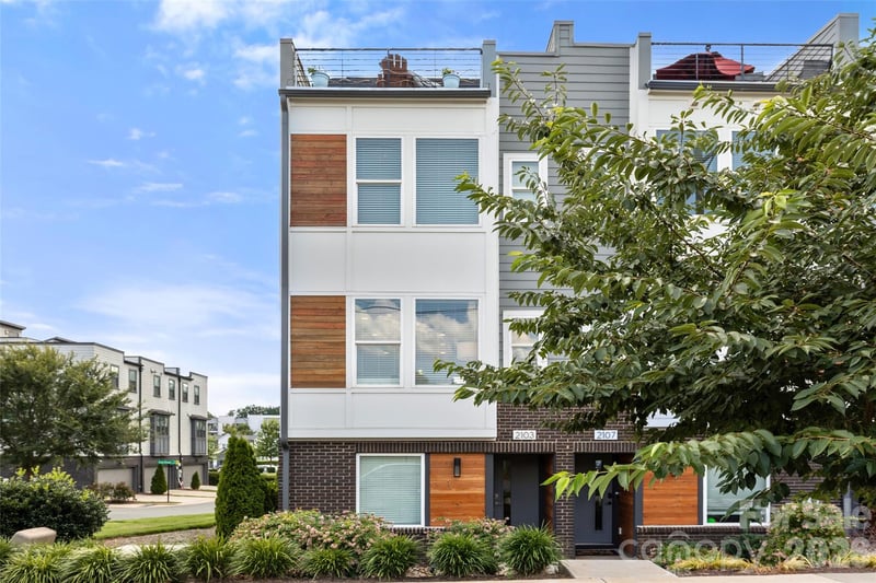 2103 Isom Street, Charlotte, NC - 3 beds, 3 baths, 1,732 sqft - $589,000