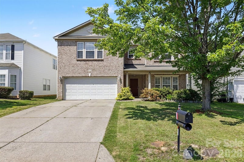 6058 Laurent Avenue, Fort Mill, SC - 4 beds, 2.5 baths, 3,609 sqft - $525,000