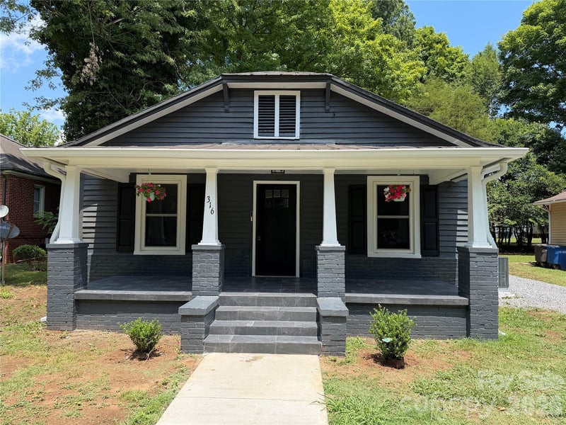 316 N Bost Street, Statesville, NC - 3 beds, 1 bath, 1,008 sqft - $224,000