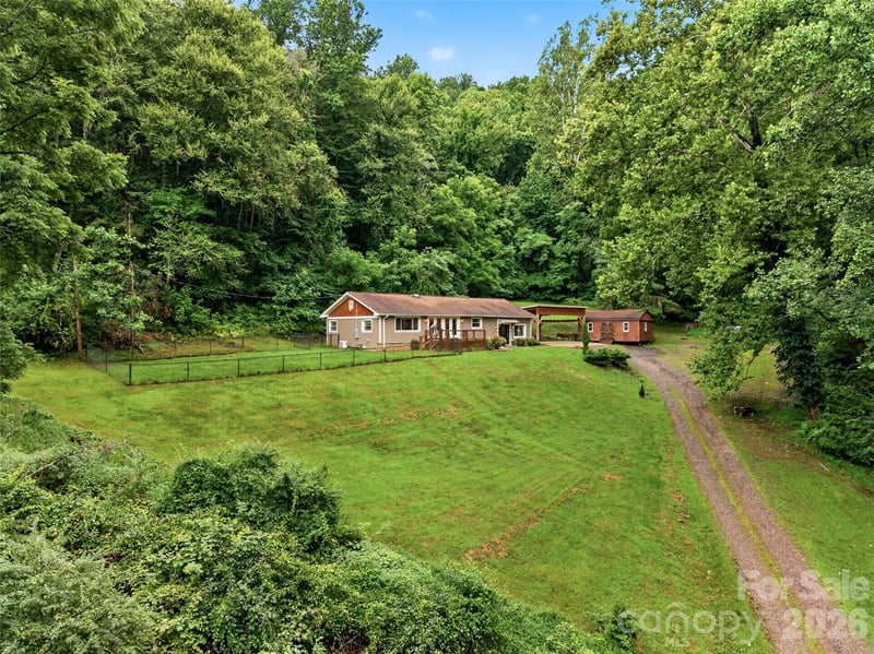 3882 New Leicester Highway, Leicester, NC - 3 beds, 2 baths, 1,820 sqft - $615,000