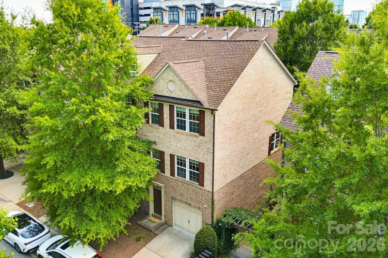225 Lincoln Street, Charlotte, NC - 3 beds, 3.5 baths, 2,371 sqft - $685,000